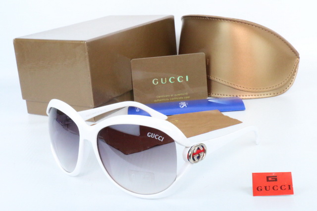 GUCCl Boutique Sunglasses 102